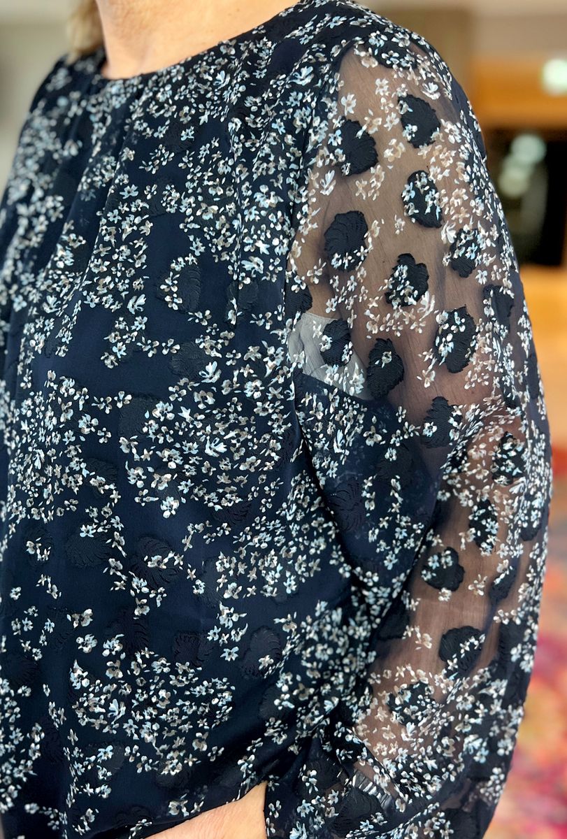 Line chiffonbluse blå blomst