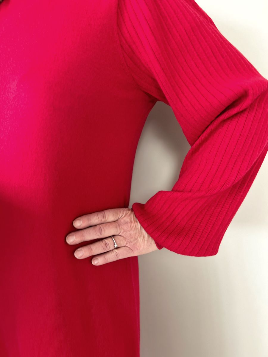 Helga kjole hjerterød