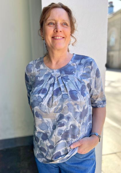Hovedbilde Tonje t-shirt middelalder-blå