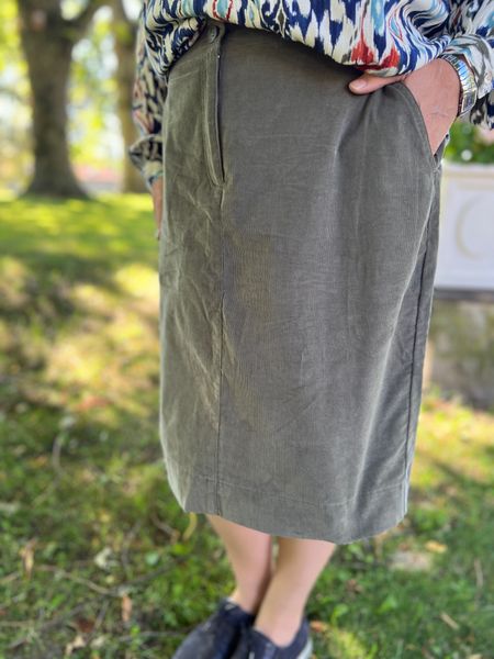 Hovedbilde sissel cordskjørt støvgrønn