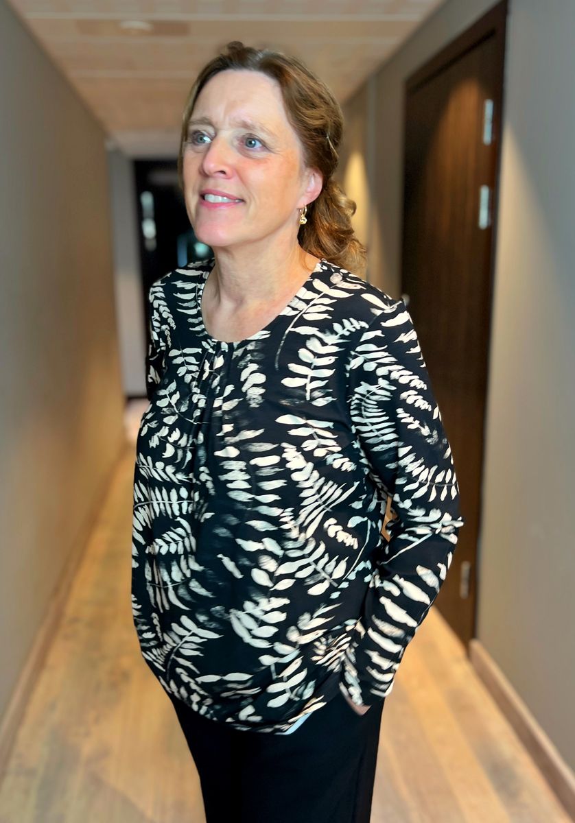 Nelly topp golden leaf