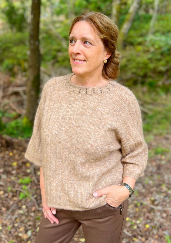 Hilde ullgenser beige melert