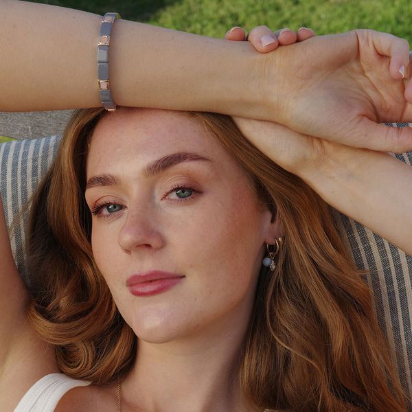 Hovedbilde Emaljert armbånd gråblå