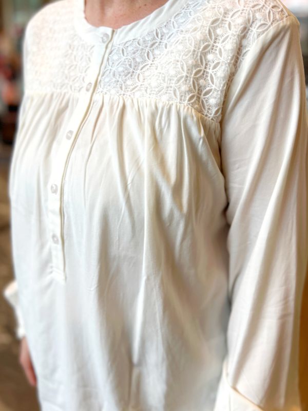 Sølvi bluse-topp broderi 
