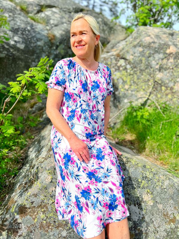 Inger kjole royal blå