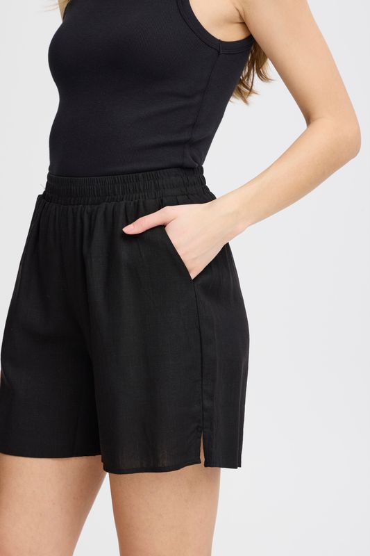 Juna shorts svart